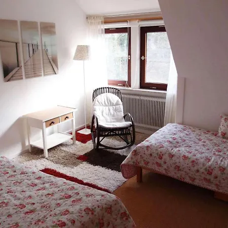 Apartamento Schoene-3-zimmer-ferienwohnung-in-st-dionys-bei-lueneburg *