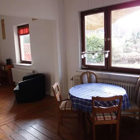 Apartamento Schoene-3-zimmer-ferienwohnung-in-st-dionys-bei-lueneburg